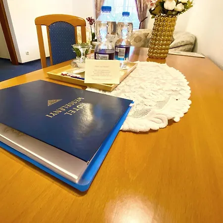 Отель Wesselenyi Дьёр
